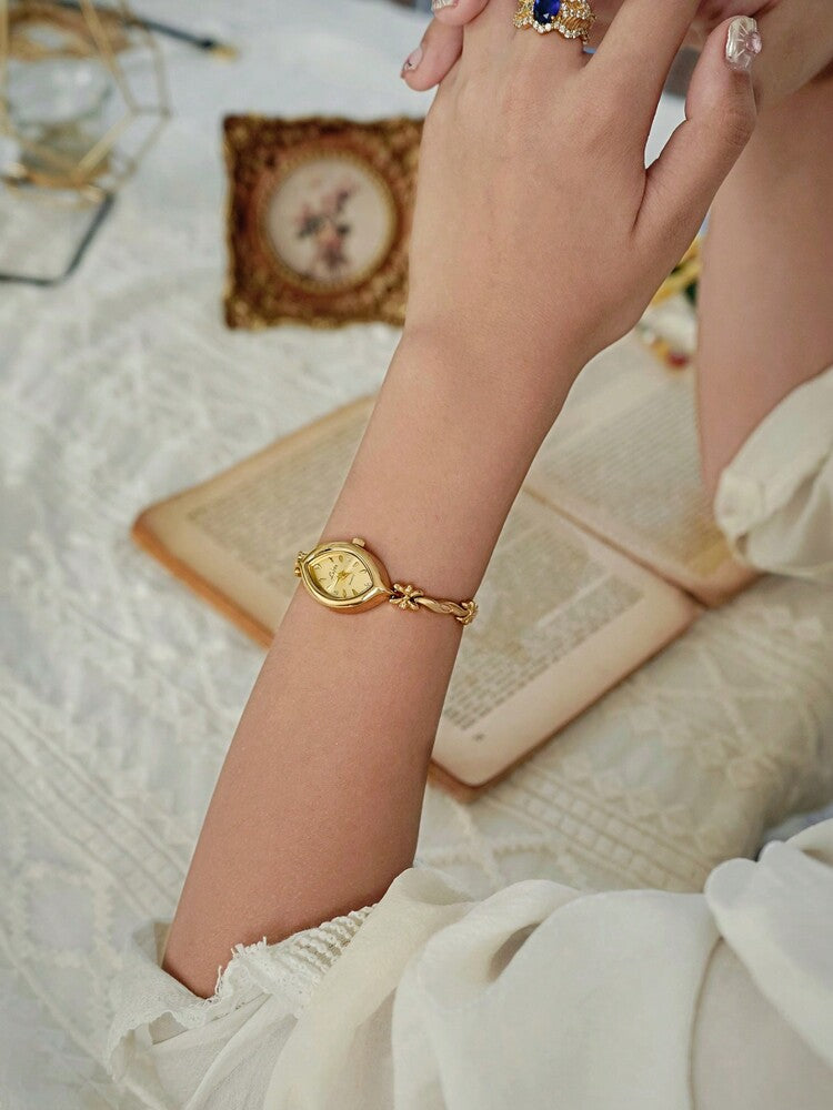 Women's Quartz Watch - Elegant Gold Petite Waterproof Fashion Dial - Vintage Style for Daily Wear, Parties & Gifts - Luxury Simple Design - Perfect for Everyday & Special Occasions