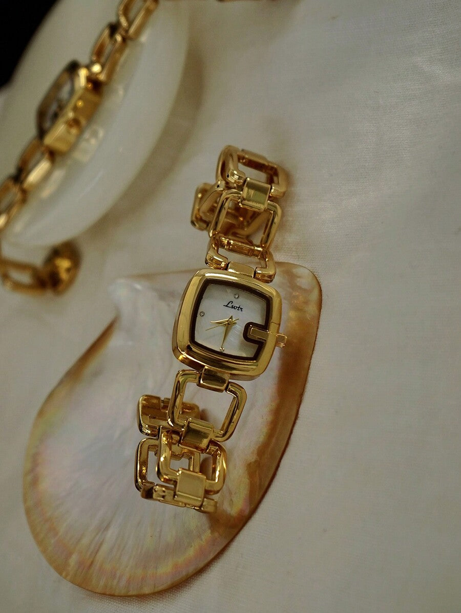 Elegant Women's Quartz Watch – Silver Stainless Steel Band with Mother-of-Pearl Dial