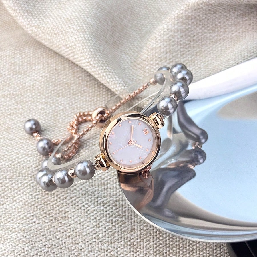 1pc Women Pearl Pull-Out Watch Chain, Exquisite Round Case, Fashion Metal Bracelet Watch, Suitable for Students