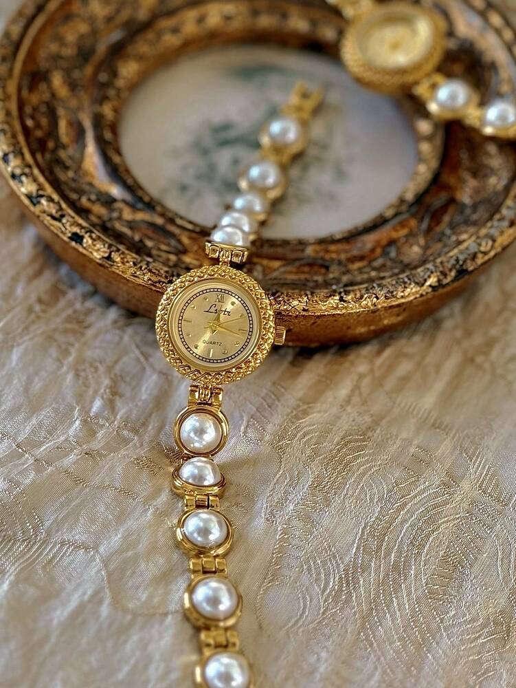 1pc Gold French Fashion Elegant Women Water-Resistant 30m Quartz Watch, With Pearl Strap, Bohemian Vintage Court Style Circular Quartz Wristwatch