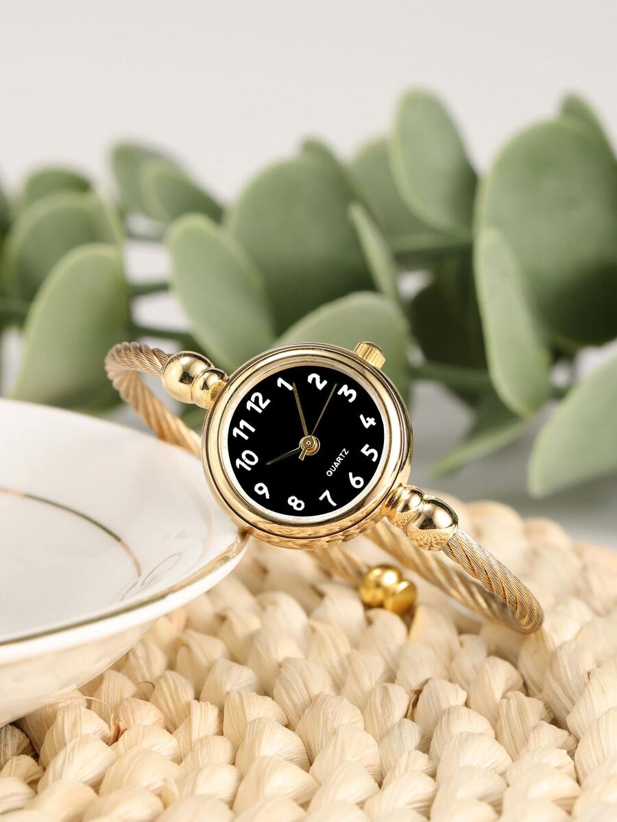 1pc Vintage Retro Roman Numeral Women Quartz Wrist Watch