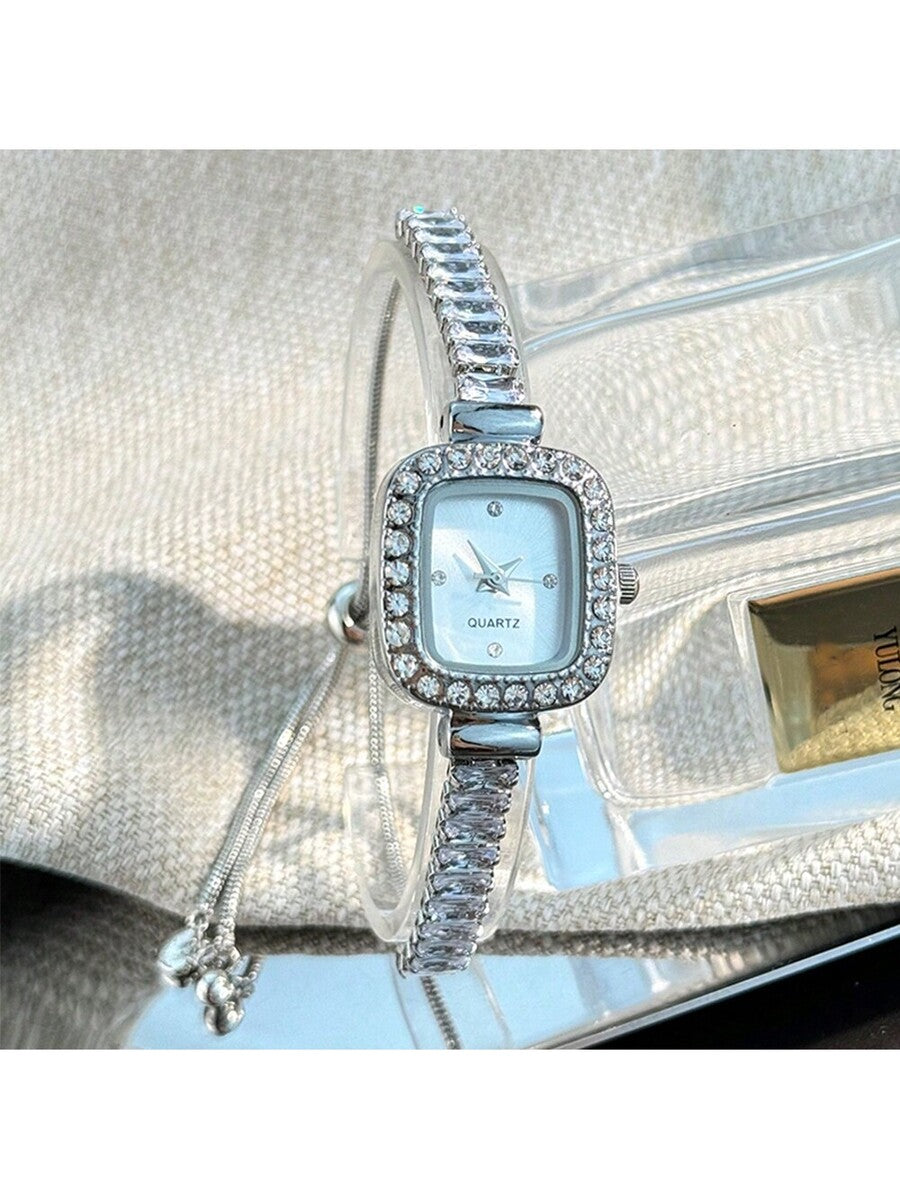 1pc Women's Black Cubic Zirconia Embellished Adjustable Bracelet Watch
