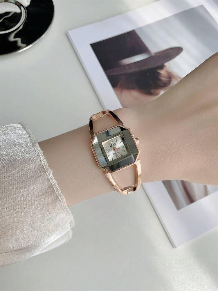 1pc Rose Gold Crystal Glass Dial Ladies Fashion Elegant Bracelet Watch Suitable for Daily Decoration