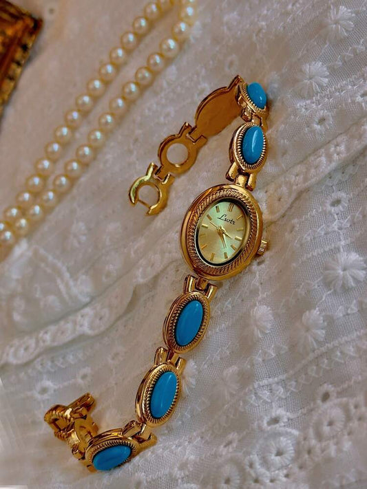 Ladies’ Vintage Turquoise Quartz Watch – Gold Oval Bracelet Design (30M Waterproof)