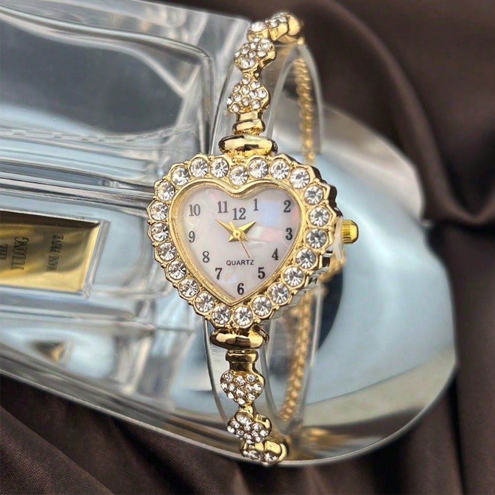 Women's Rhinestone Watch - Arabic Numerals & Heart Dial - Quartz Fashion Chain Bracelet - Elegant & Convenient Daily Wear Timepiece - Gift for Her -  Compatible