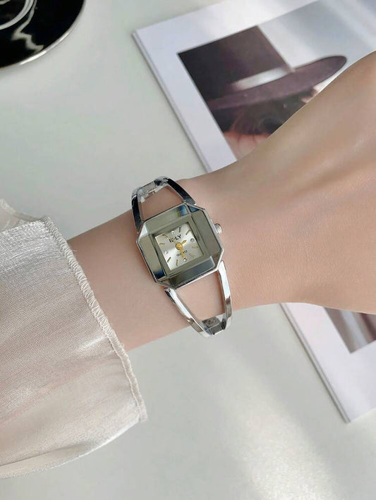 1pc Rose Gold Crystal Glass Dial Ladies Fashion Elegant Bracelet Watch Suitable for Daily Decoration