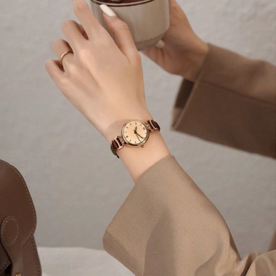 Women's Vintage Style Quartz Watch – Brown PU Leather Strap & Round Dial